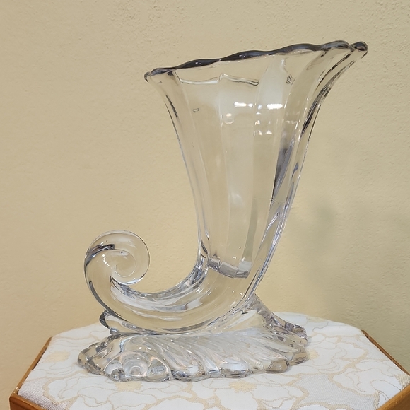 Other - Elegant Vintage Clear Glass Cornucopia Vase